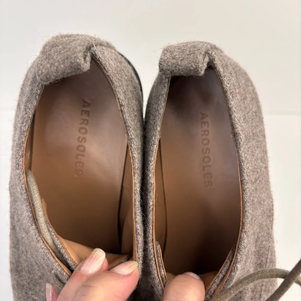 AEROSOLES Francesina Gray Wool Red Stitch Chunky Lug Sole Platform Lace‎ Oxfords